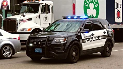 Cambridge Police Department Ford Explorer Responding - Siren Blips - YouTube