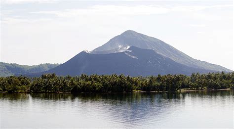 Rabaul Papua New Guinea & its Surreal Volcanic Moonscape | Belly Rumbles