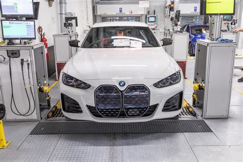 BMW Munich plant could build only EVs from 2026 if necessary