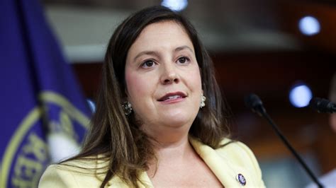 Stefanik Endorses Trump Ahead of Expected 2024 Presidential Run | NTD