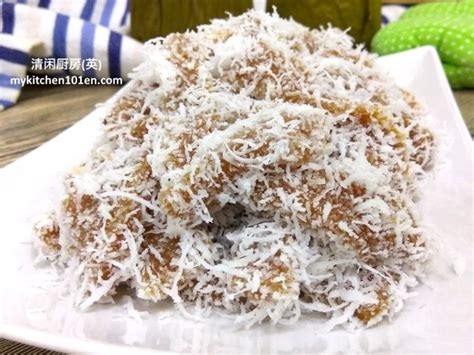 Steamed Nian Gao with Shredded Coconut - MyKitchen101en.com