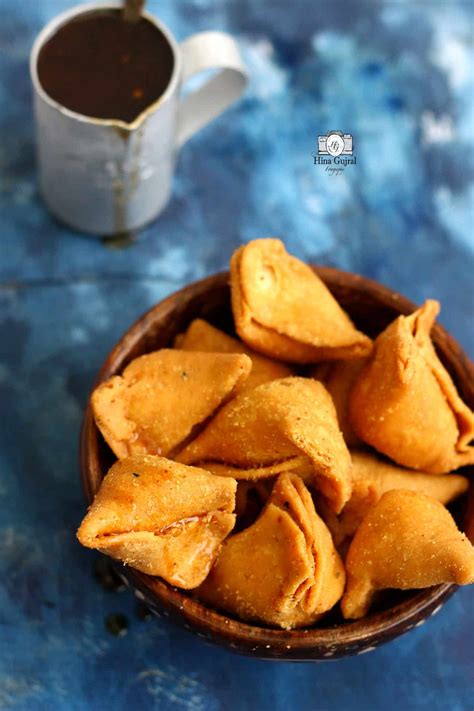 Moong Dal Mini Samosa Recipe - Fun FOOD and Frolic