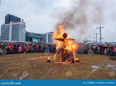 Burning Effigy Made From Straw On Traditional Slavic National Holiday Shrovetide Editorial Image ...