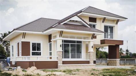 Thai-style Three-bedroom 1.5-storey House Design - Cool House Concepts