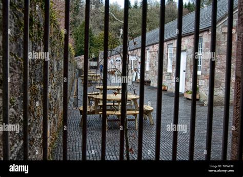 Drumlanrig castle hi-res stock photography and images - Alamy