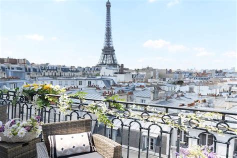 15 Paris Airbnbs Near the Eiffel Tower With Epic Views