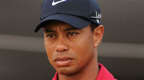 Why Tiger Woods Wears A Red Shirt On Sundays