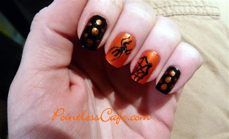 Halloween Nails | Pointless Cafe