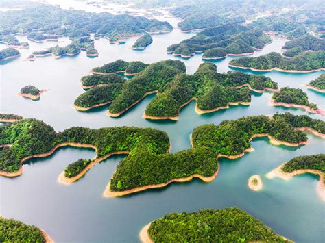 Thousand Island Lake in Hangzhou, China - China Roads