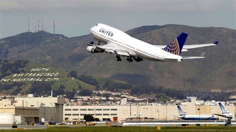 Final flight of the 747 jet on United Airlines marks end of an era ...