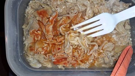 Cooked Chitterlings w/ hot sauce - YouTube