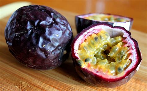 Week 32: Passion Fruit | 52 Kitchen Adventures