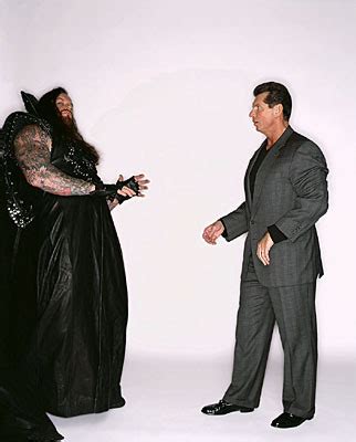 Undertaker & Vince McMahon - Professional Wrestling Photo (2287111 ...