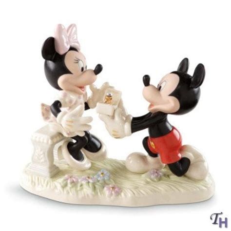 The Best Mickey and Minnie Wedding Cake Toppers - HubPages