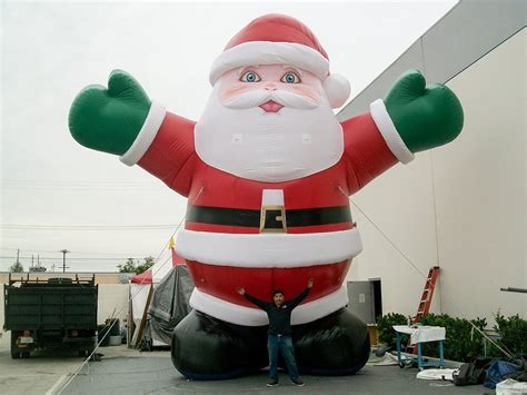 Inflatable Santa Claus | Christmas Inflatables