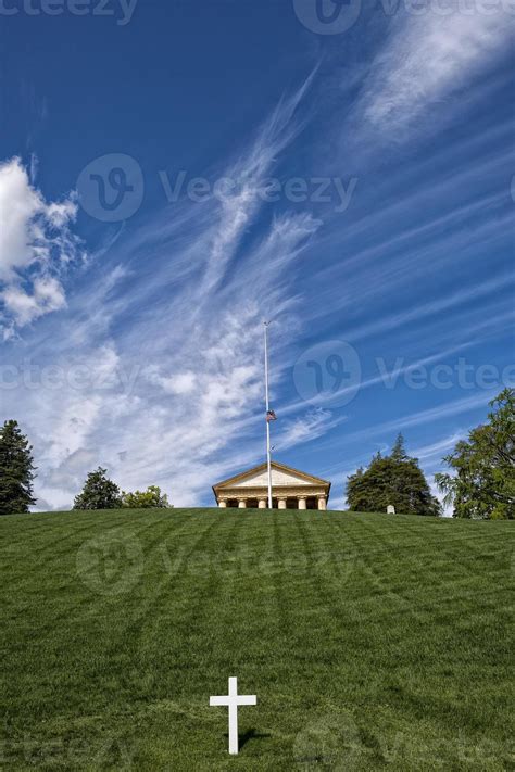 JFK Memorial at Arlington Cemetery 18754459 Stock Photo at Vecteezy