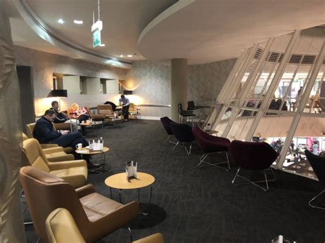 REVIEW: The Manchester Airport Escape Lounge (T3) - A viable alternative? - Economy Class & Beyond