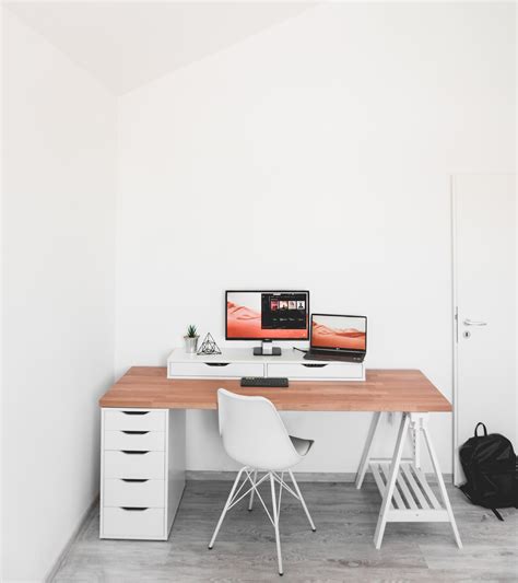 Simple IKEA Setup – MinimalSetups