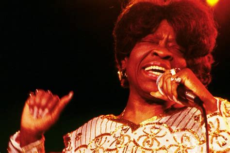 10 Best Lavern Baker Songs of All Time - Singersroom.com