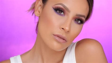 PURPLE GRUNGE SMOKEY EYE | DESI PERKINS - YouTube