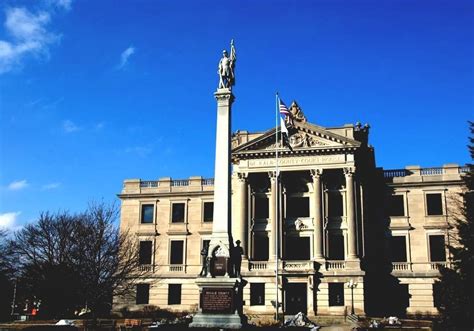 DeKalb County Courthouse (Illinois) - Dekalb County Circuit Court