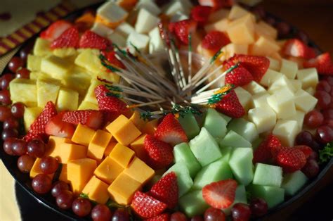 Fruit snacks, Veggie tray, Food display