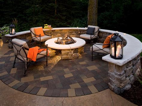 Designing a Patio Around a Fire Pit | DIY