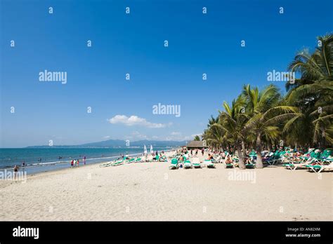 Beach outside Riu Jalisco Hotel, Nuevo Vallarta, Riviera Nyarit, Puerto ...