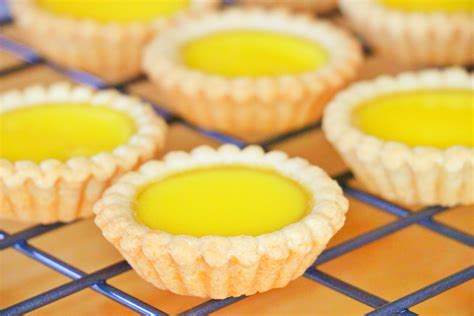 CiCi Li - DIY Hong Kong Egg Tarts Recipe