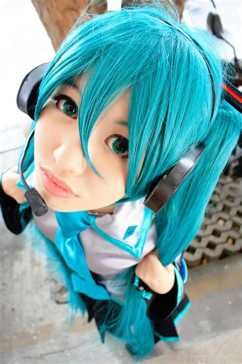 Pin by Gretchen Corona on Awesome Cosplays | Miku cosplay, Hatsune, Miku