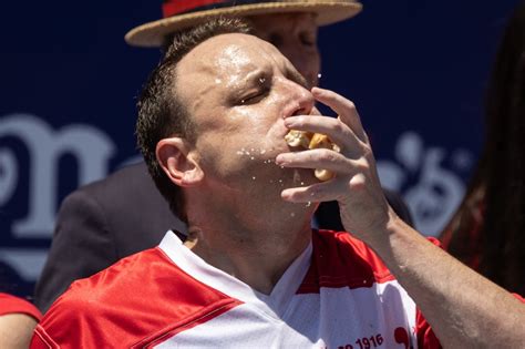 2023 Nathan’s Hot Dog Eating Contest Odds & Picks: Expect Joey Chestnut ...