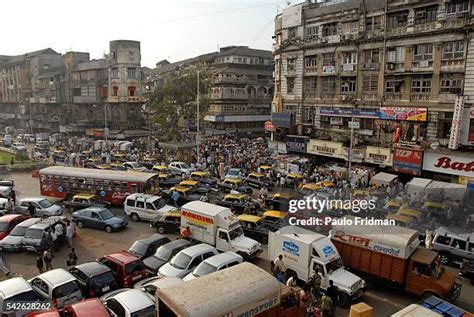 Mumbai Traffic Jam Photos and Premium High Res Pictures - Getty Images