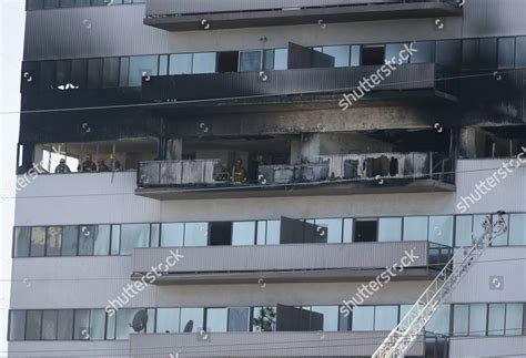 Firefighters Respond Fire Residential Building Los Editorial Stock ...