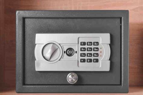 Key Safe Guide: What Are They & 5 Best Key Safes on the Market