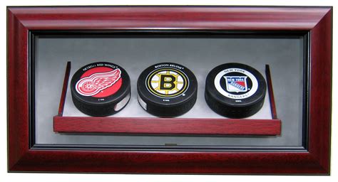 3 Hockey Puck Display Case – Homeplate Heroes