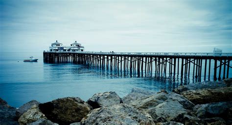 Malibu Beach Pier - Malibu, California | Malibu beaches, Malibu ...