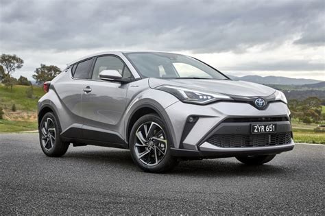 2020 Toyota-CHR-front quarter - ForceGT.com