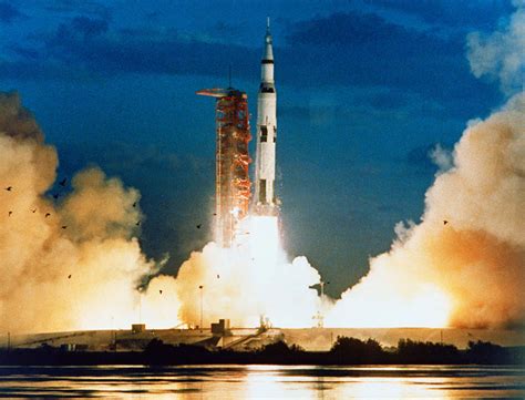 9 novembre 1967, la première Saturne 5 décolle : « C’est énorme ! Tout ...