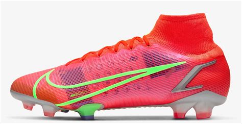 5 Best Nike Football Boots Perfect For Midfielders - Pro Football Lounge