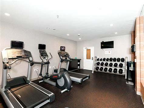 The 18 best Hotels with Gym and Fitness Center in Winchester. Complete Guide 2024