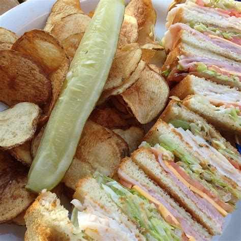 Club Sandwich Dill Pickle Homemade Potato Chips Duke's Roa… | Flickr