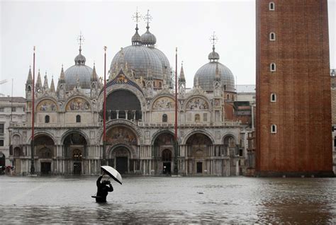 In photos: High tide floods Venice | CNN