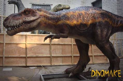 Lifelike Jurassic Park T rex Statue - Dinomake