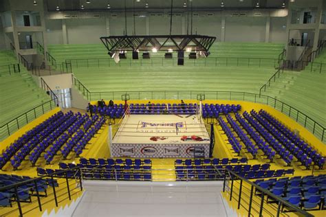 Lumpinee Boxing Stadium , Thai : สนามมวยเวทีลุมพินี - Thailandimpress