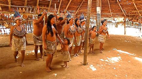 COMUNIDAD TRIBU DE LOS BORAS - IQUITOS - RÍO AMAZONAS - YouTube