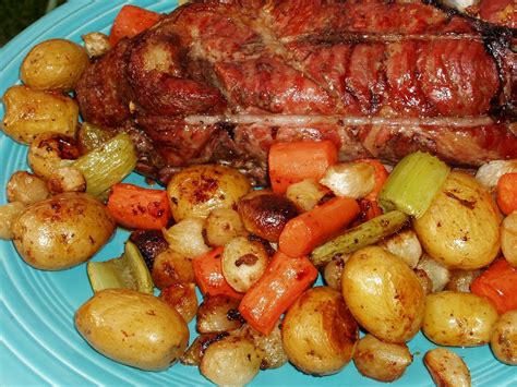 10 Best Pork Roast With Potatoes And Carrots In Oven Recipes