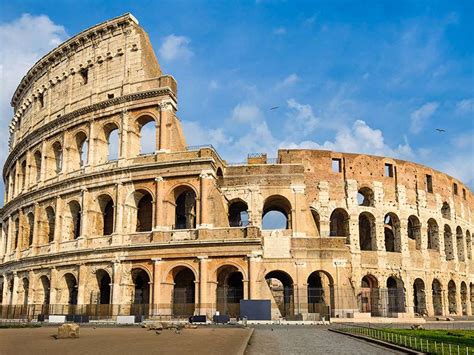 19 Historic Buildings to Visit in Rome, Italy | Britannica