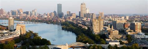 Boston Questrom Full-Time MBA | MetroMBA