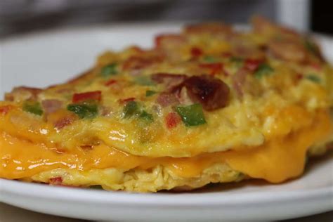 How to Make a Western Omelet - Eat the Bite