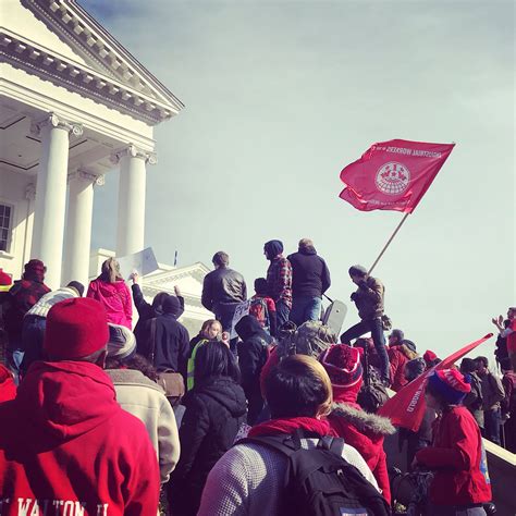 Mike Elk on Twitter: "IWW flag flies over Virginia State Capitol as over 8,000 descended on it ...